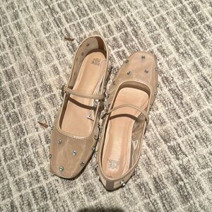 mesh and crystal flats